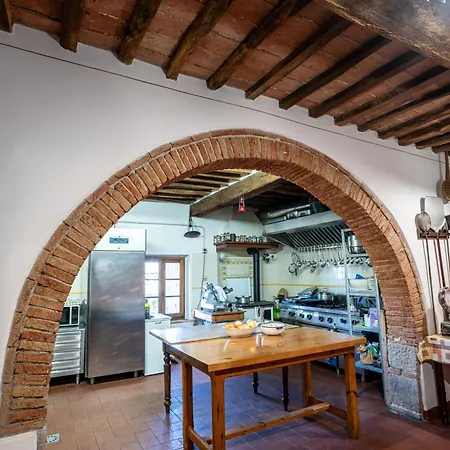Farm stay Historic Casa Del Chiodo